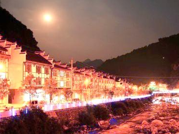 湖北省神农架林区下谷坪乡夜景