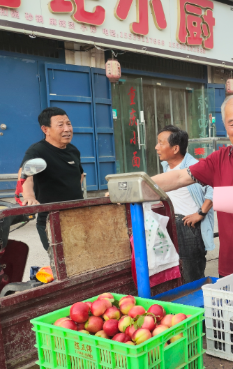 下冶镇下冶村赶集市场图片